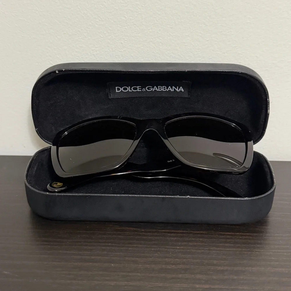 D&G Dolce & Gabbana Women’s Tortoiseshell Oversized Sunglasses DD3080 502/73